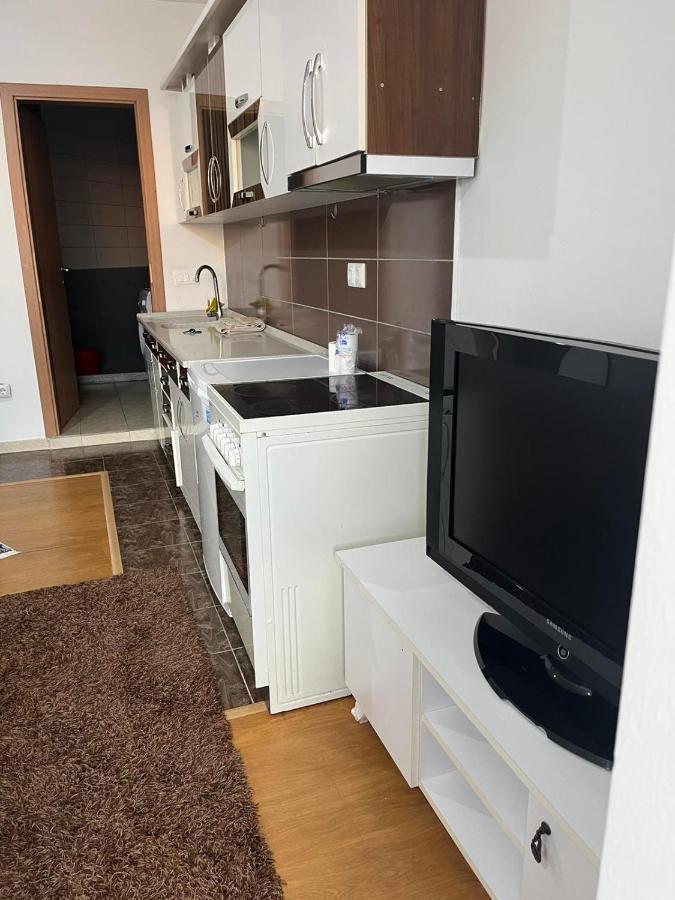 Centrum Apartments Pristina Exterior photo